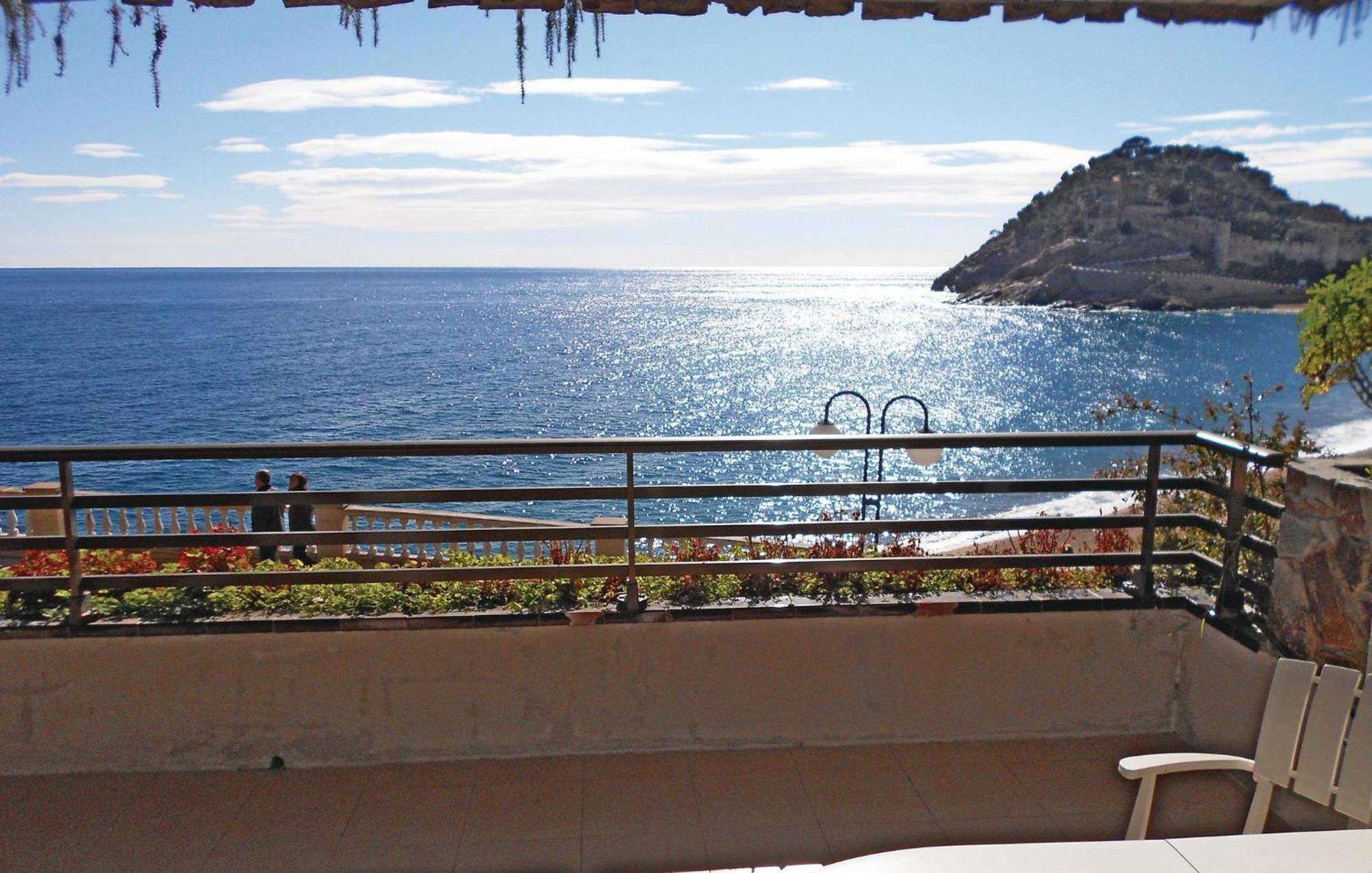 Stunning Apartment In Tossa De Mar With Wifi ภายนอก รูปภาพ