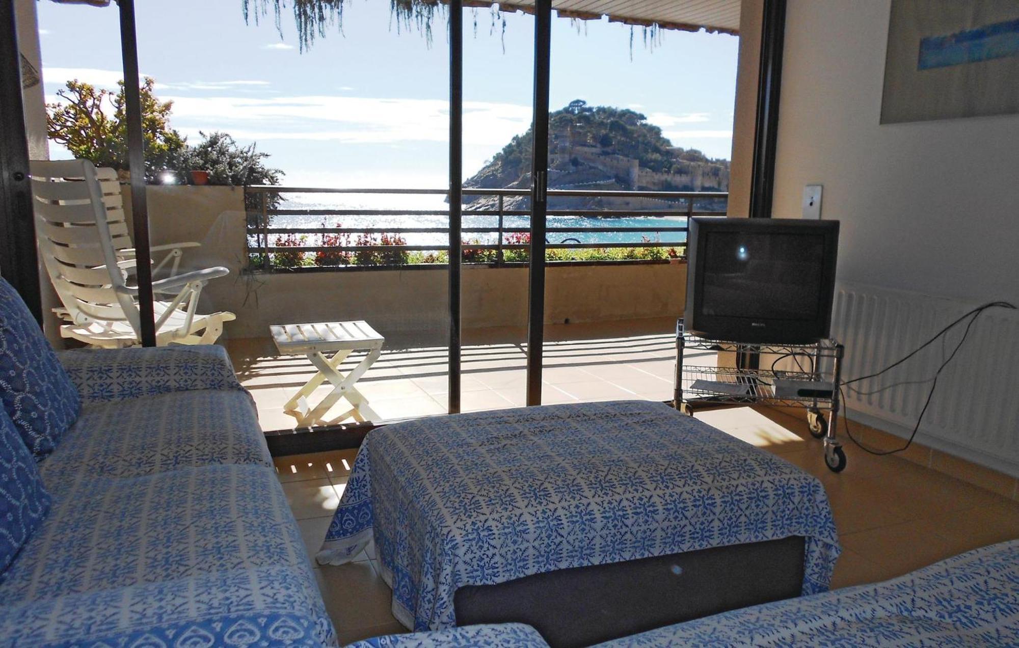 Stunning Apartment In Tossa De Mar With Wifi ภายนอก รูปภาพ