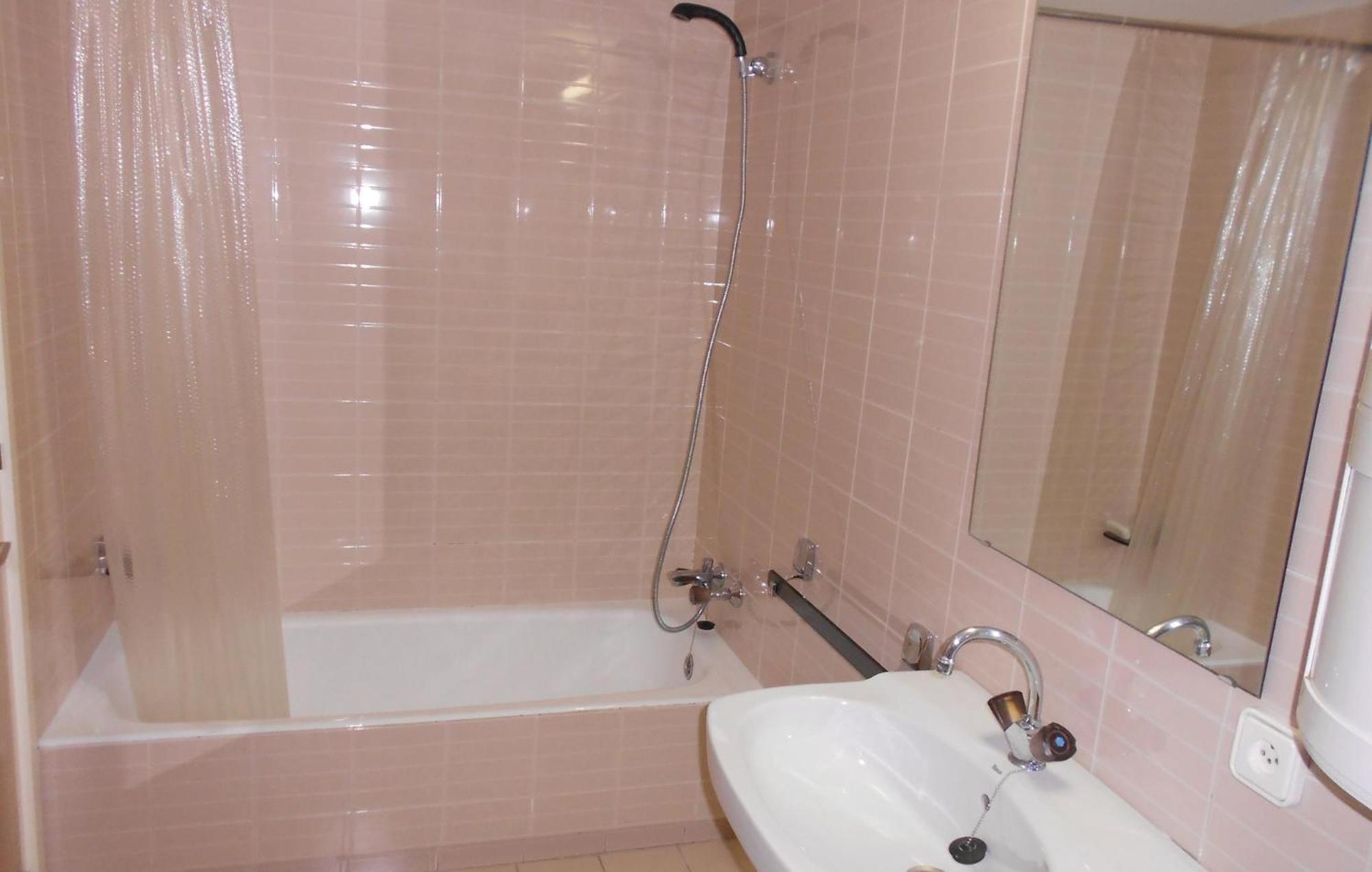 Stunning Apartment In Tossa De Mar With Wifi ภายนอก รูปภาพ